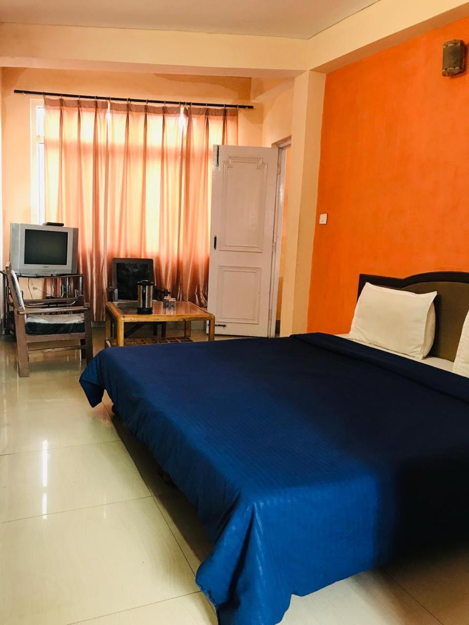 Castle View Hotel Mussoorie Bagian luar foto